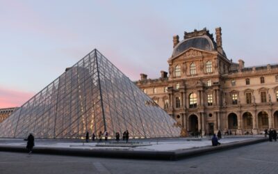 Les Secrets du Street Art Parisien: Itinéraire des Fresques Clandestines