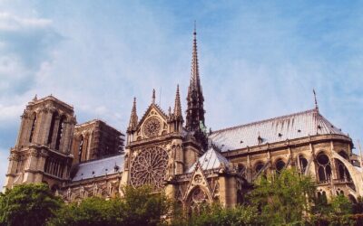 Les Coulisses du Paris Méconnu : Les Visites Secrètes qui Changent Tout